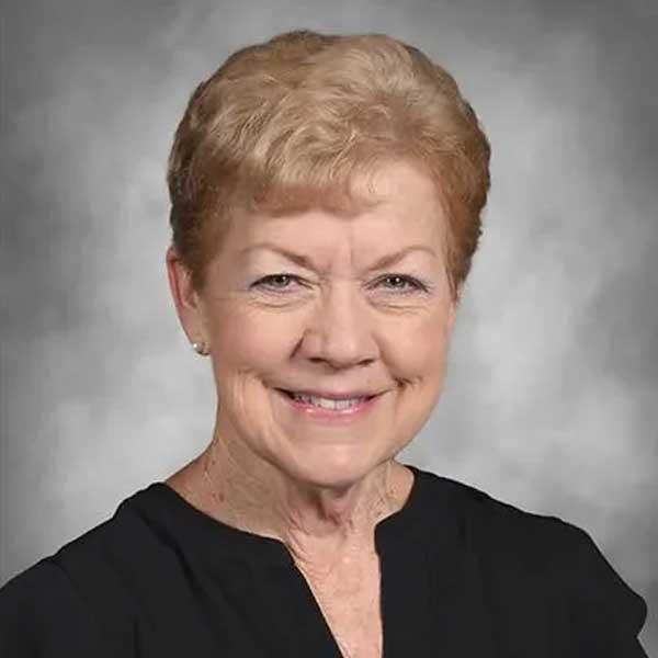 Linda-Menkal image Mrs. Linda Menkal